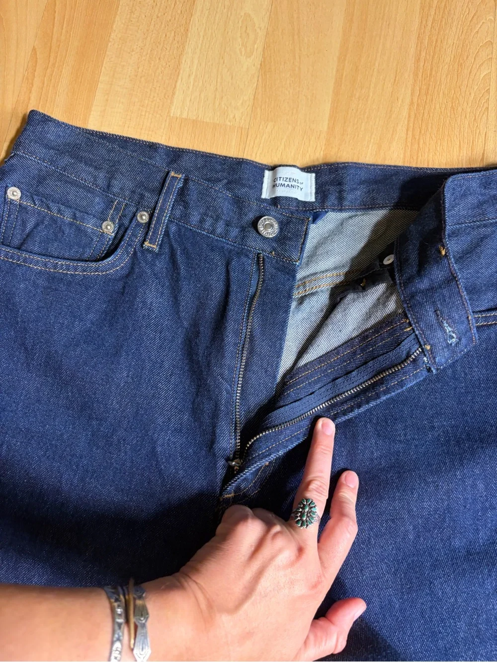 Citizens Of Humanity Miro Barrel Leg Jean in Amherst Dark Wash 30